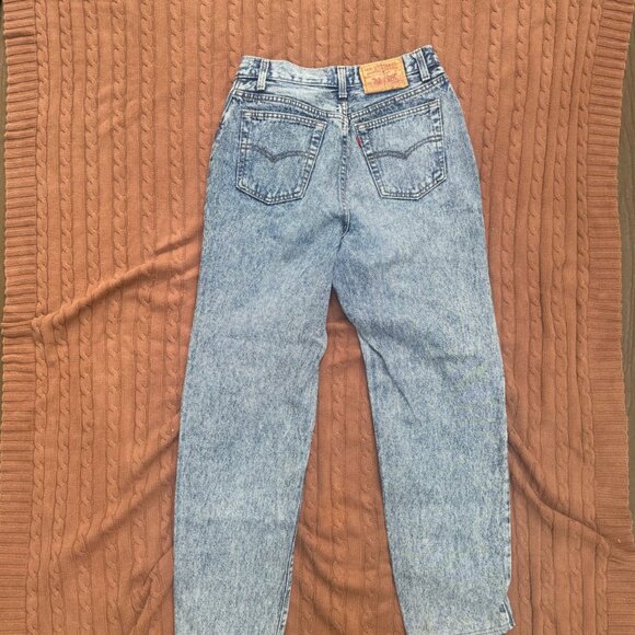 Vintage Levi’s High Waisted Tapered Leg Jeans – Size 11 Made in the USA from 100 - Picture 6 of 6